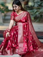 Japani Silk Sharee with Blouse Piece - Image 2